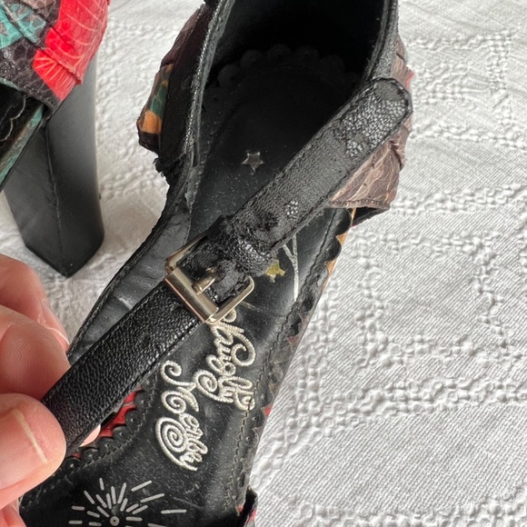 Naught Monkey high heals, ankle strap, size 38 - Picture 5 of 7